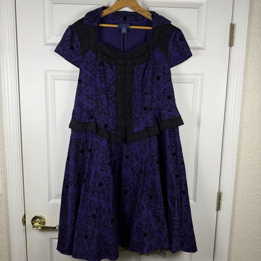 Torrid Once Upon A Time Evil Queen Dress Purple Black Lace Size 14